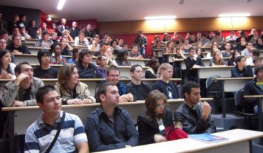 iim institut internet multimedia rentree annee preparatoire 2009 380x222 - Rentrée des 184 étudiants de première année de Bachelor