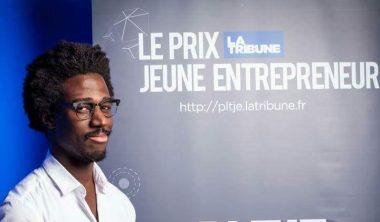 prix jeune entrepreneur 380x222 - Oumar Kakou, promo 2014 du Bachelor en Communication Visuelle, au Prix du Jeune Entrepreneur