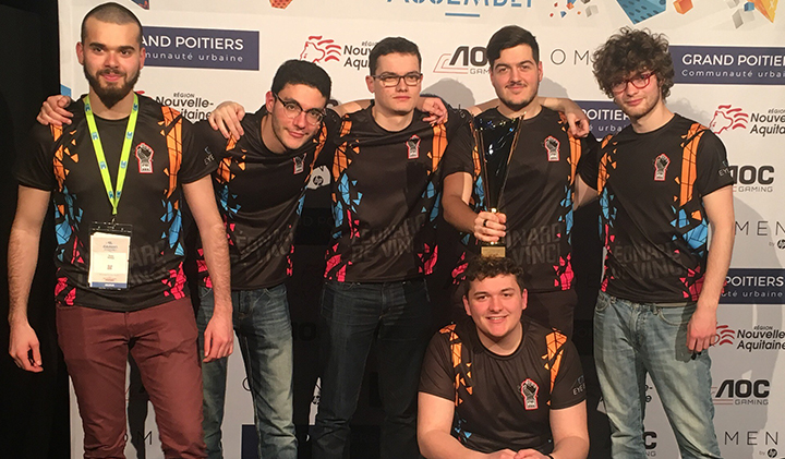 une LDV e sport team - L'équipe LDV E-sport remporte le titre de Champion Universitaire du tournoi Esport Student Series