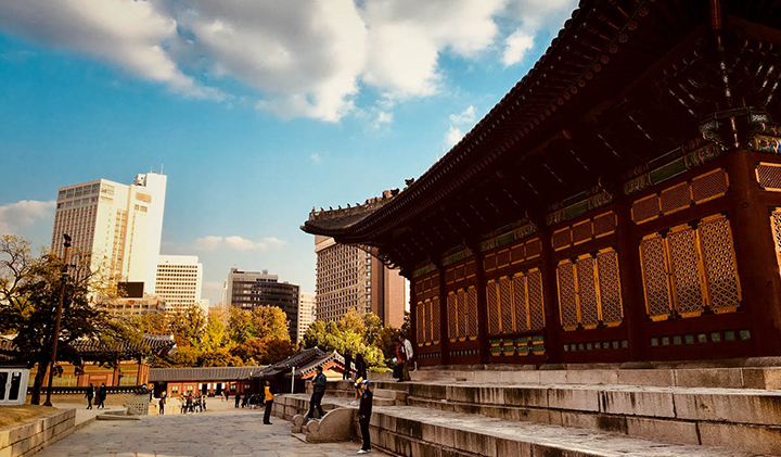 Contraste entre lancien et le nouveau - Étudier en Corée : Sébastien, promo 2019, en échange à Kyonggi University