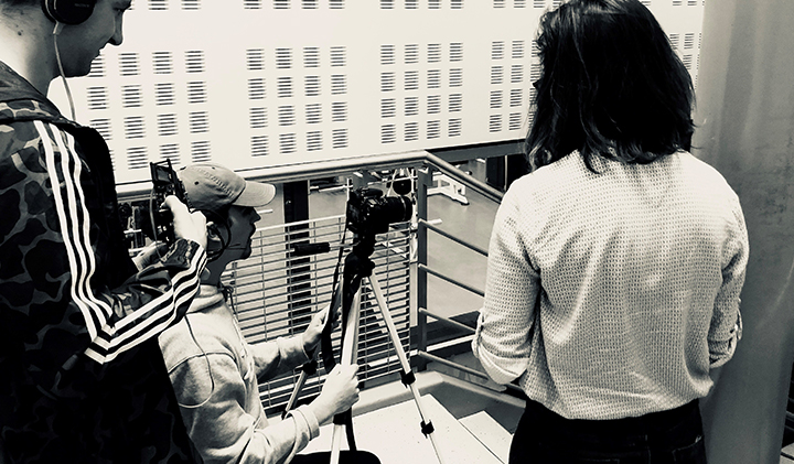 tournage vidéo electif trepied reflexe - Tourner et monter un court métrage en une semaine