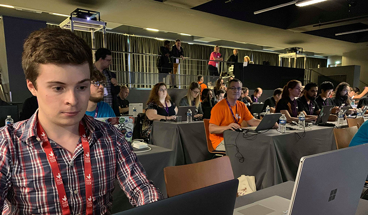 mdf 2019 iim codage hackathon - Deux étudiants de l'IIM se prêtent au plus grand hackathon de France, le MDF 2019